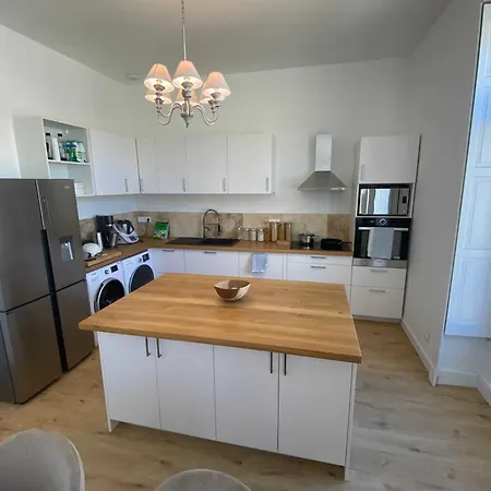 Appartement Sunny Luxury Flat In The City Centre *